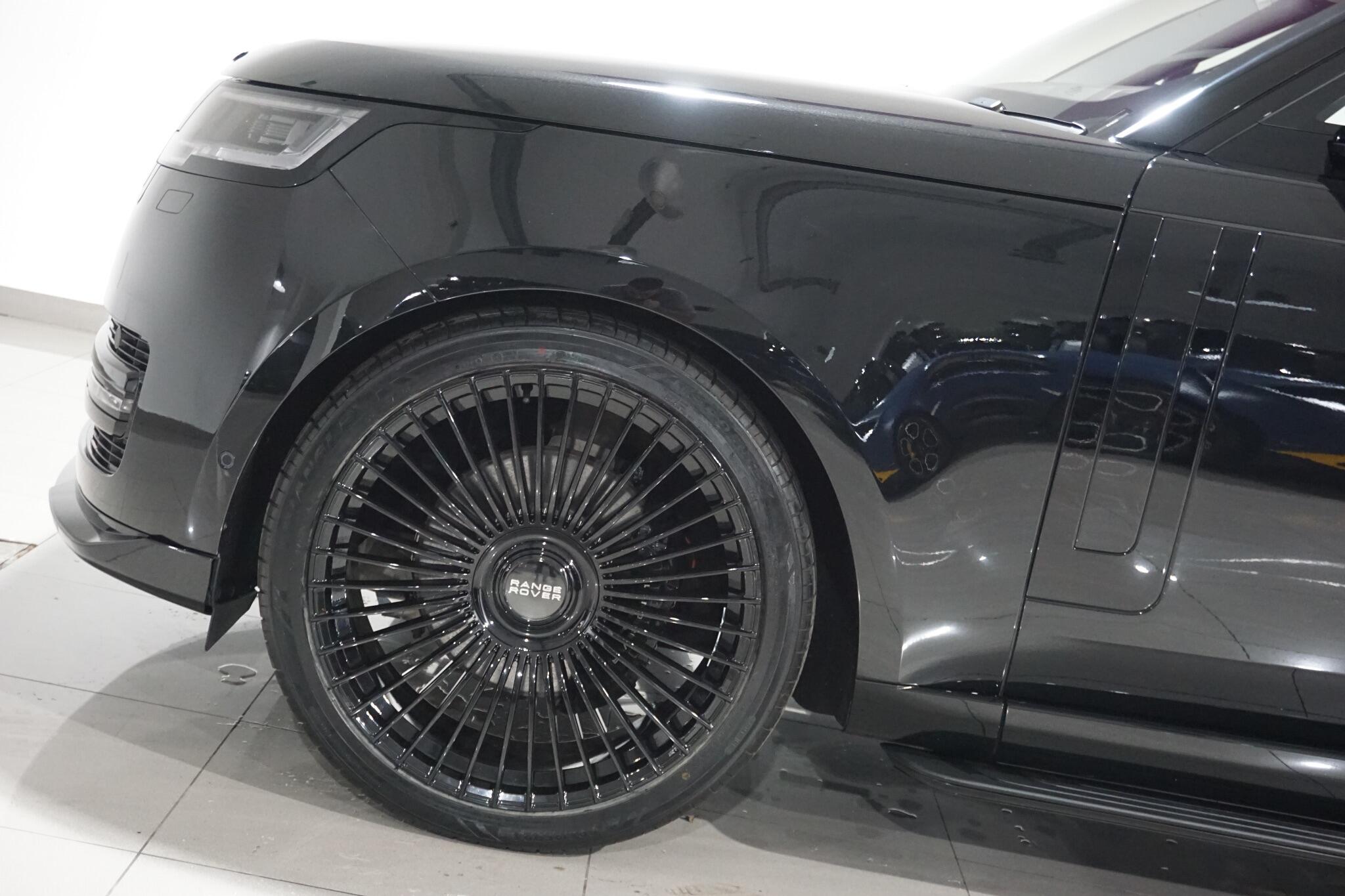 Land Rover Range Rover 3.0 D300 MHEV Autobiography SUV 5dr Diesel Auto 4WD Euro 6 (s/s) (300 ps)